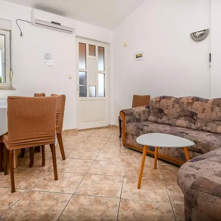 Apartments Slavko Apartamento Rogoznica (Sibenik-Knin)