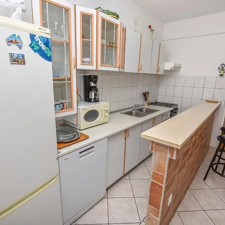 Apartments Slavko * Rogoznica (Sibenik-Knin)